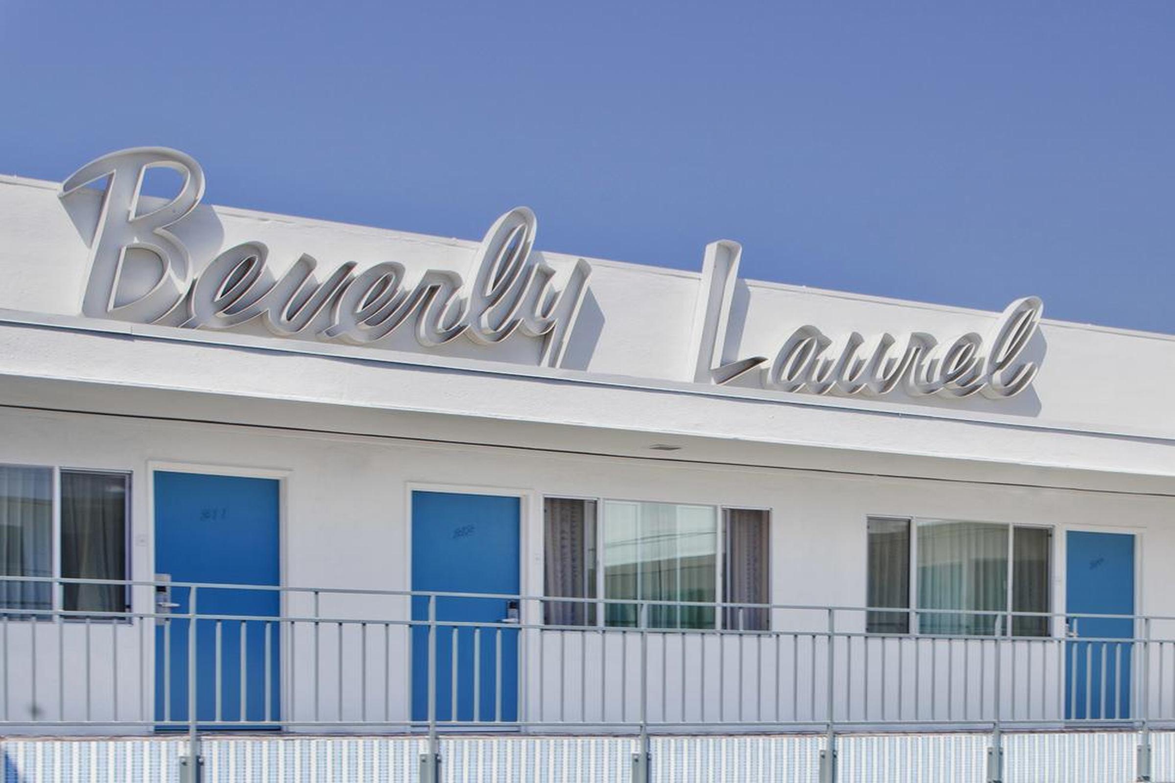 Beverly Laurel 3*