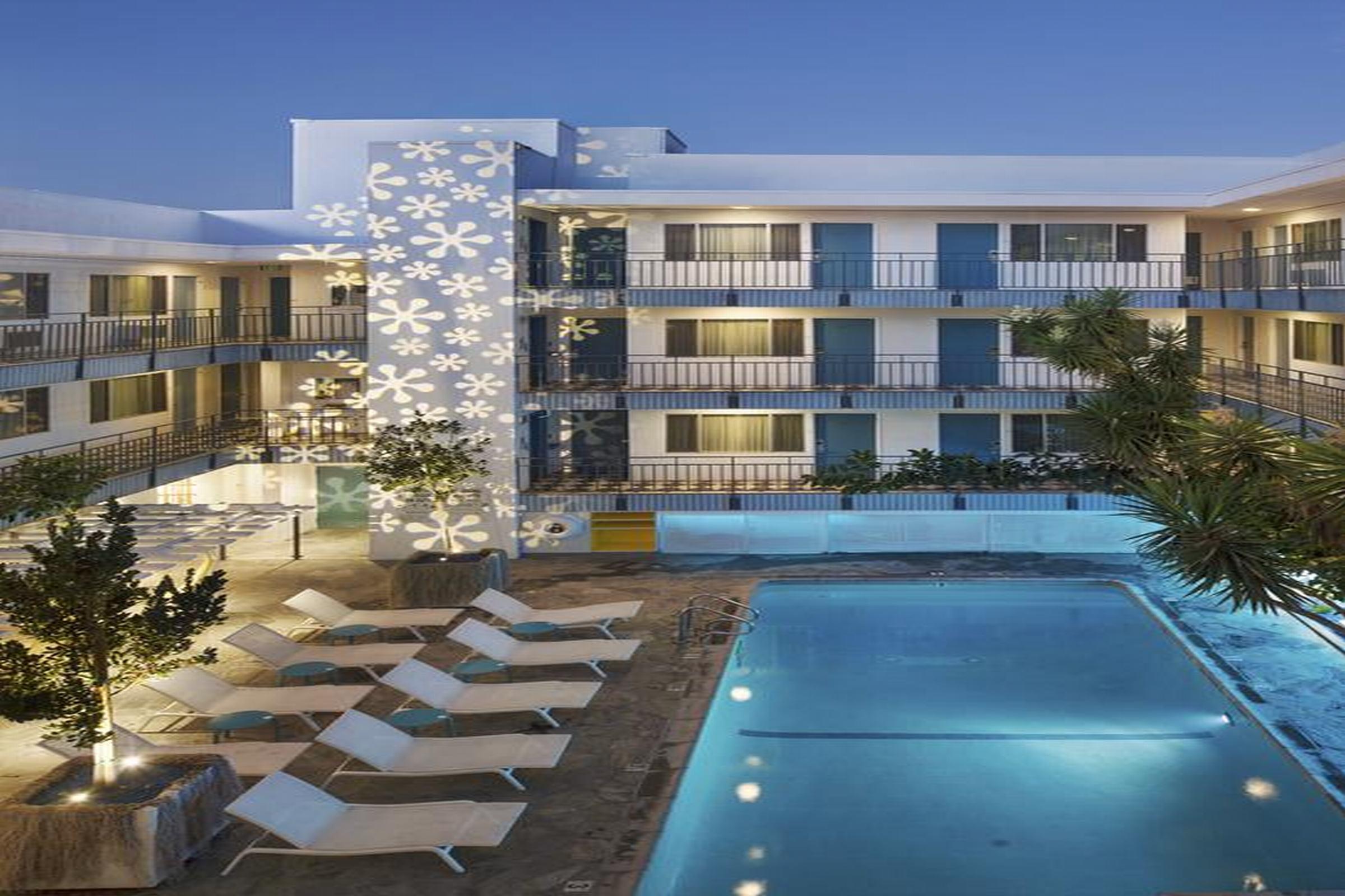 Motel The Beverly Laurel At West Hollywood Los Angeles