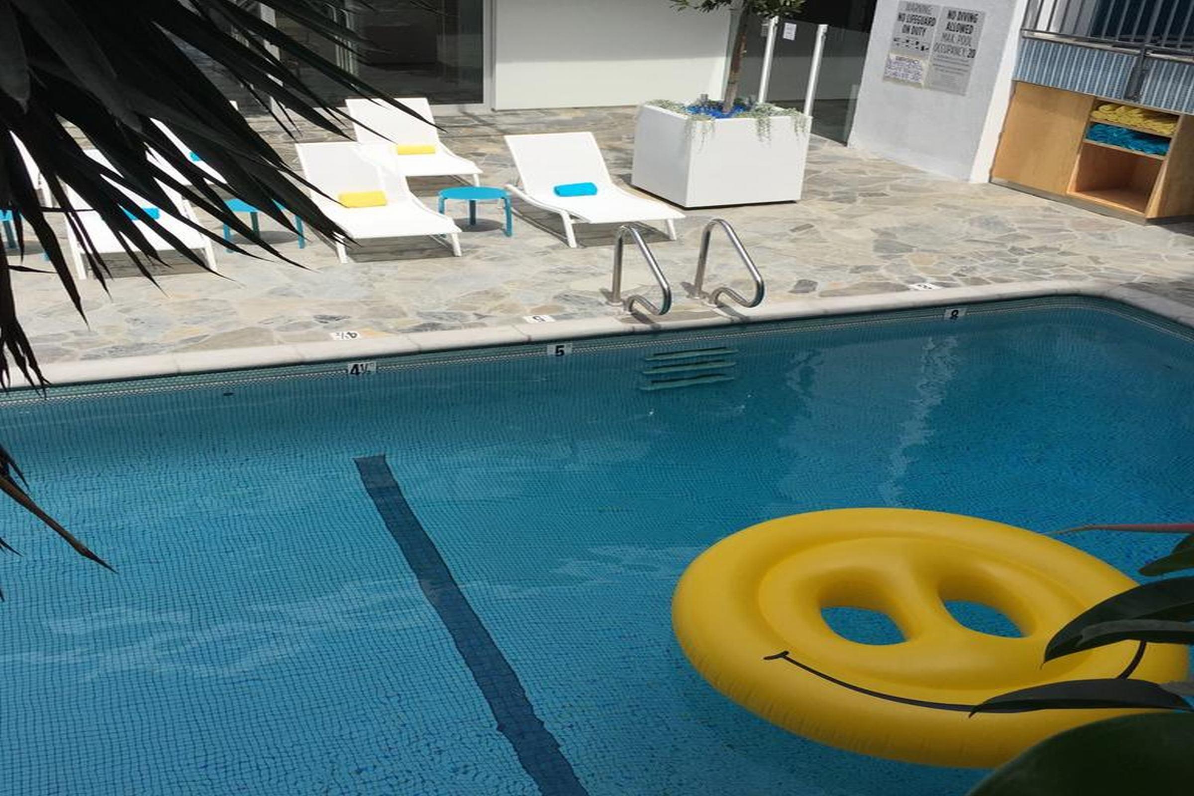 The Beverly Laurel At West Hollywood Motel 3*